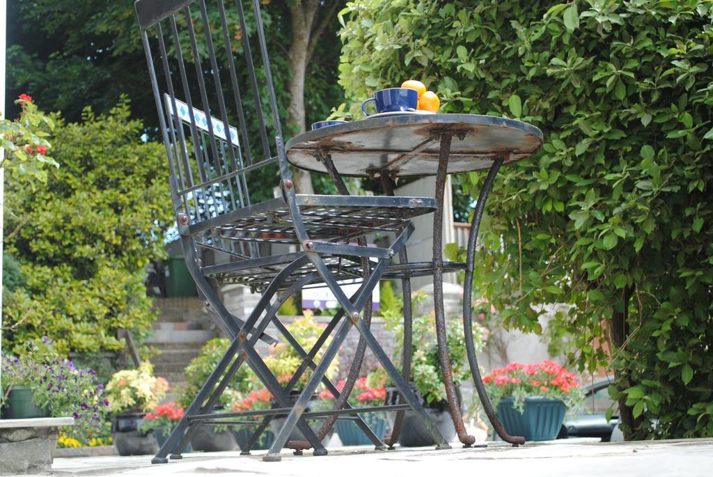 Oaklands Bed And Breakfast Letterkenny Esterno foto