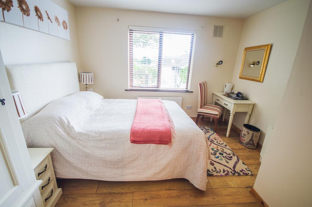 Oaklands Bed And Breakfast Letterkenny Esterno foto